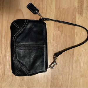 Coach leather wristlet, black small